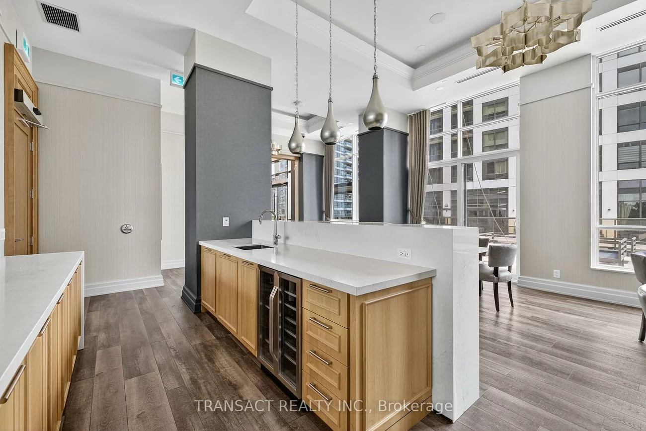 36, Elm, Fairview, Mississauga