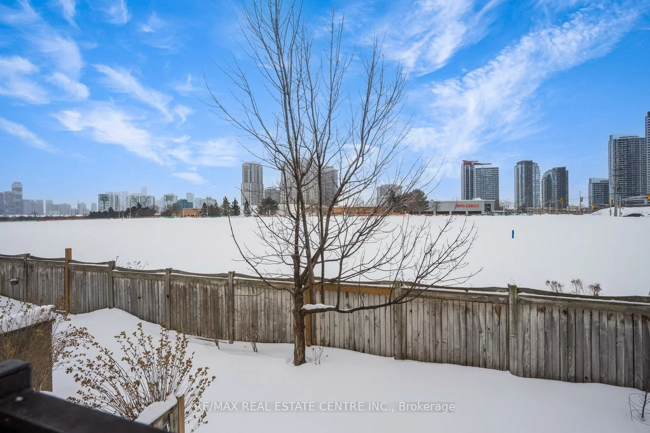 4950, Albina, Hurontario, Mississauga