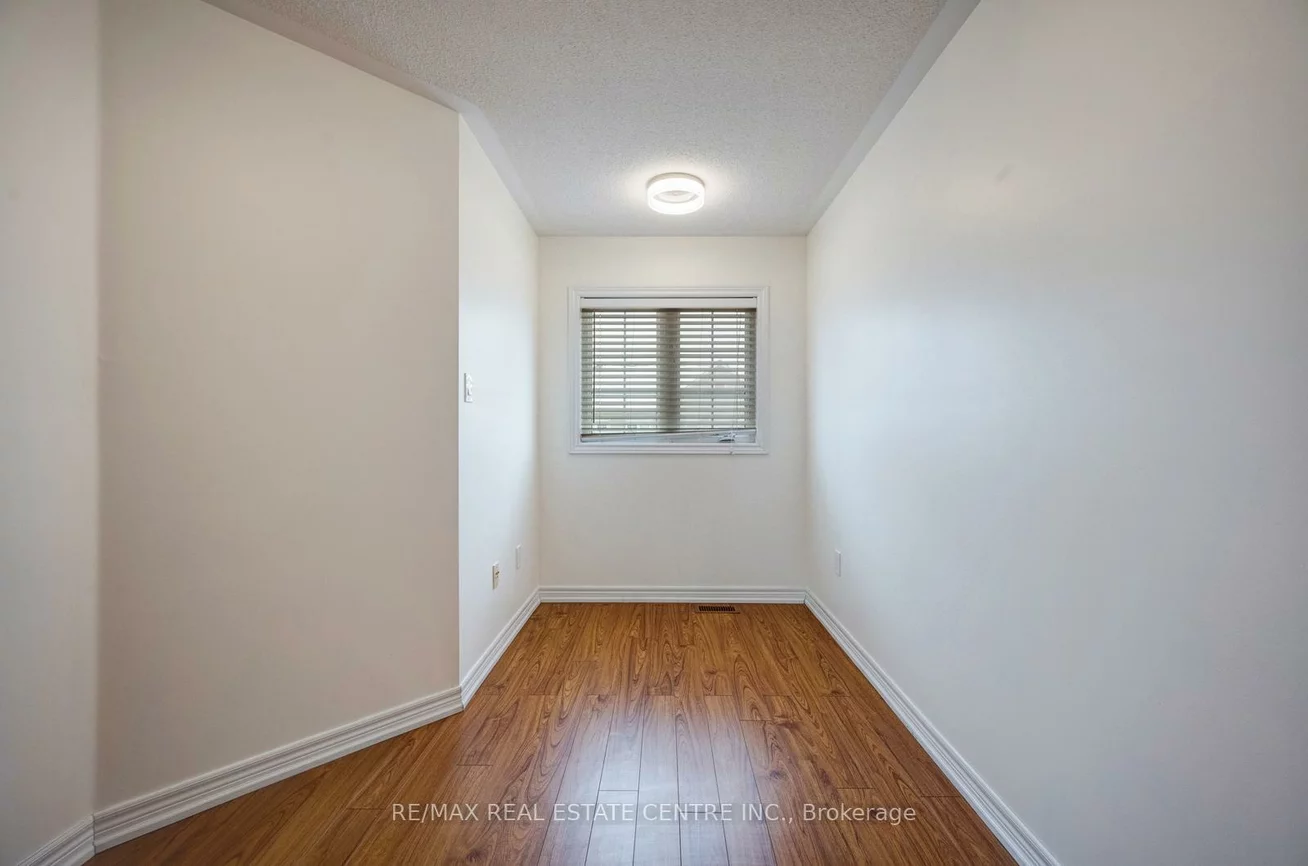 4950, Albina, Hurontario, Mississauga