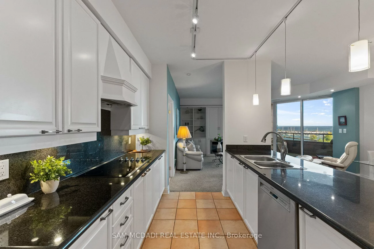 65, Port, Port Credit, Mississauga