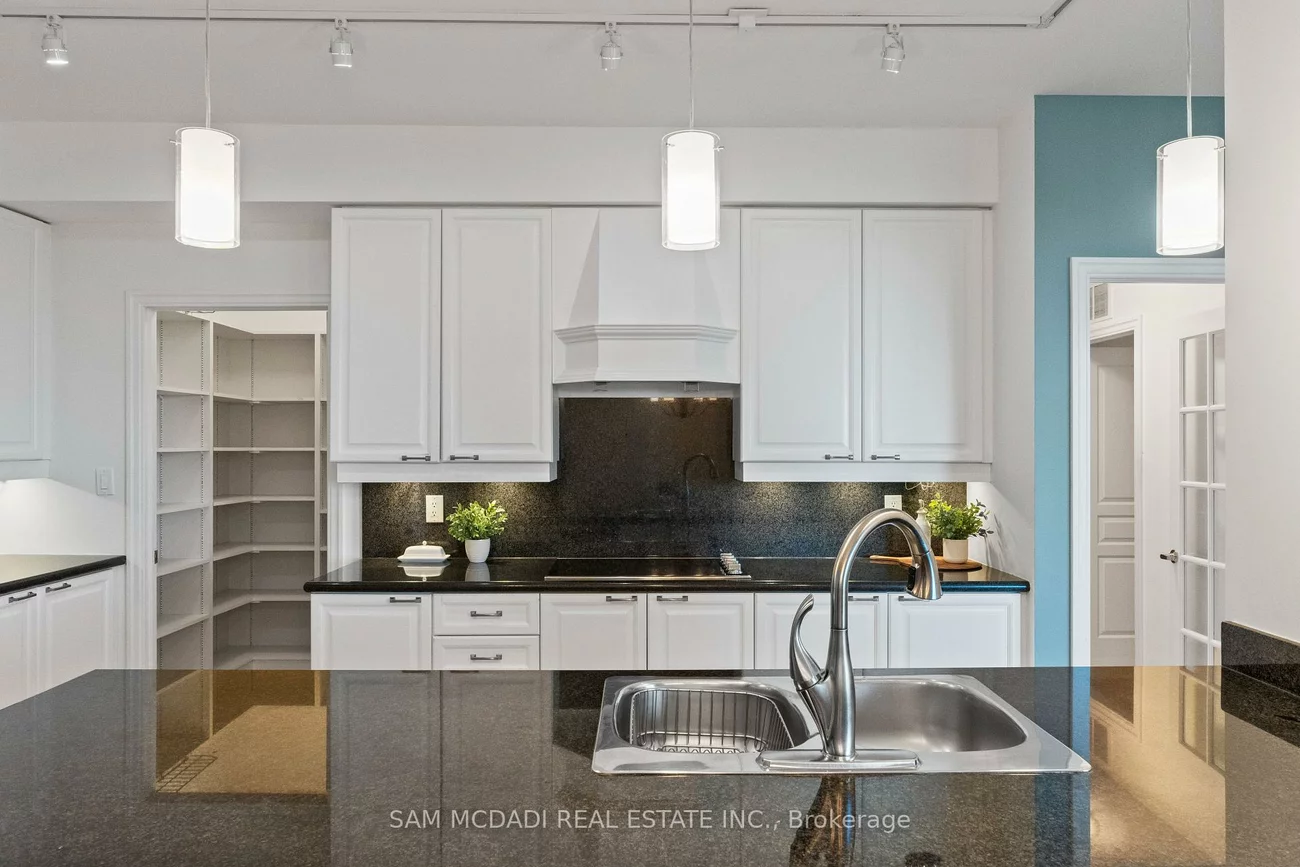 65, Port, Port Credit, Mississauga