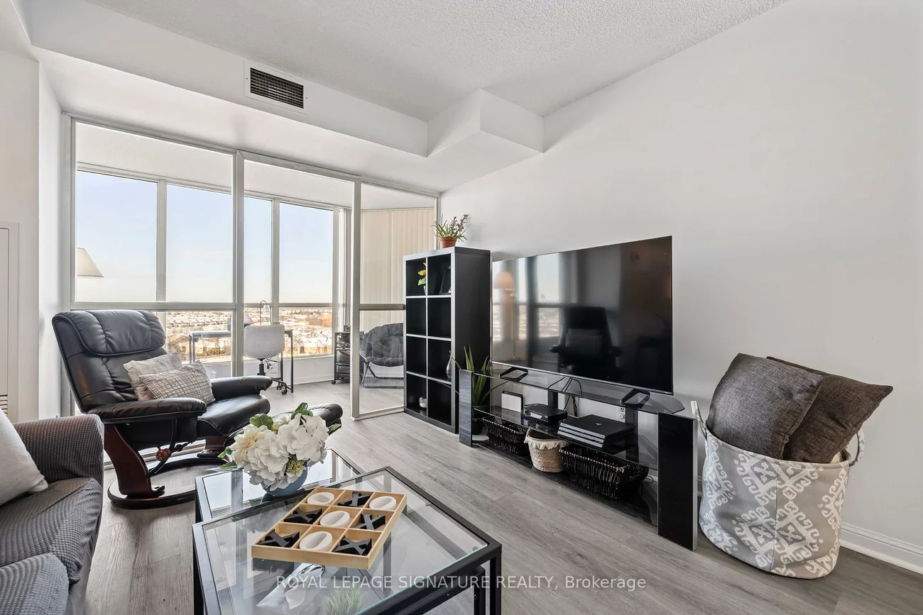 55, Kingsbridge Garden, Hurontario, Mississauga