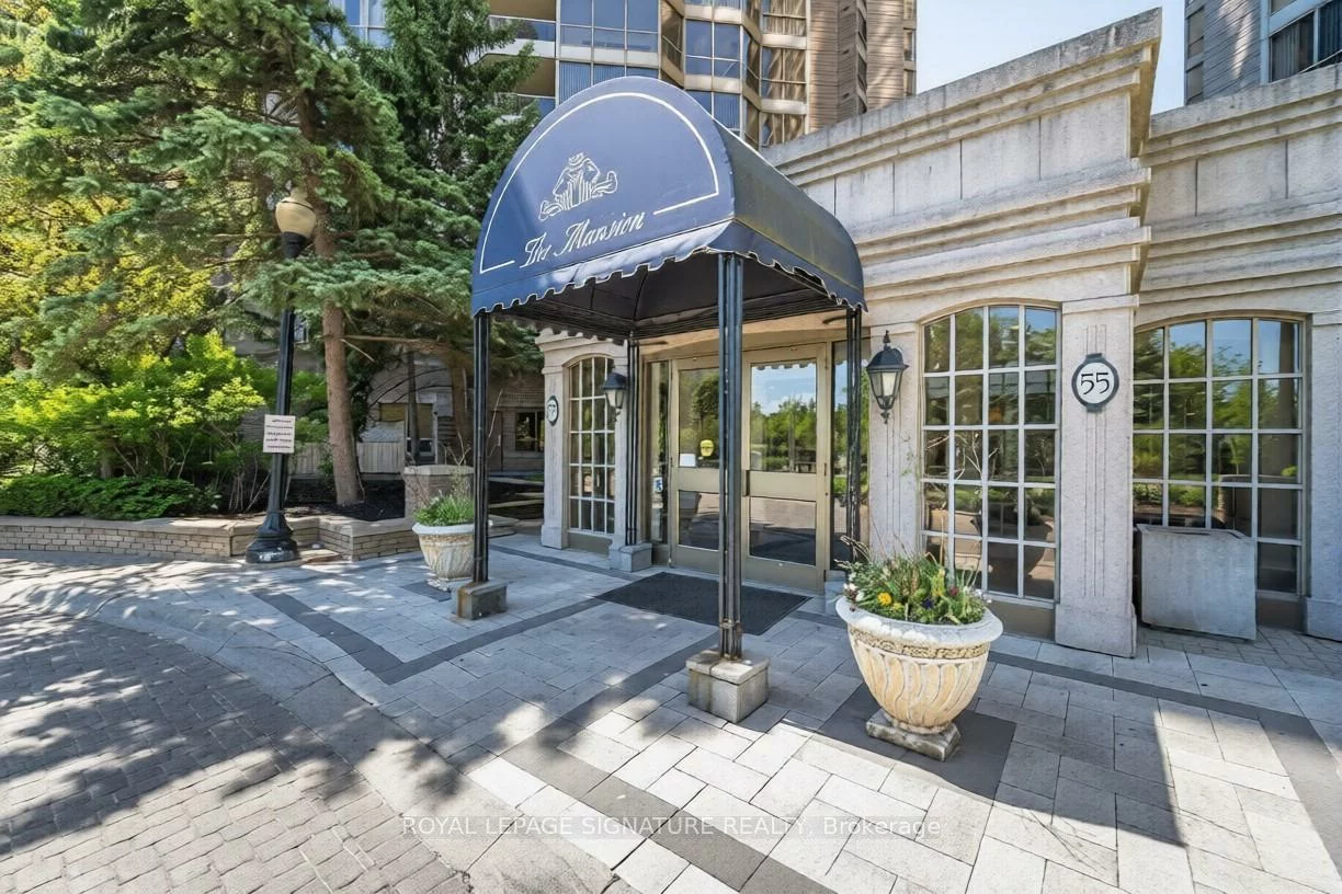 55, Kingsbridge Garden, Hurontario, Mississauga