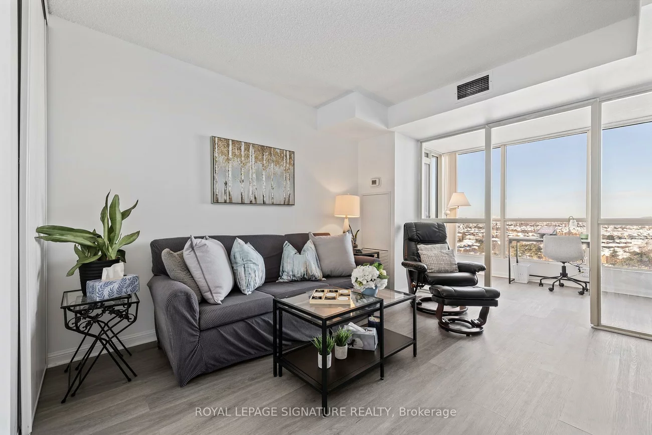 55, Kingsbridge Garden, Hurontario, Mississauga