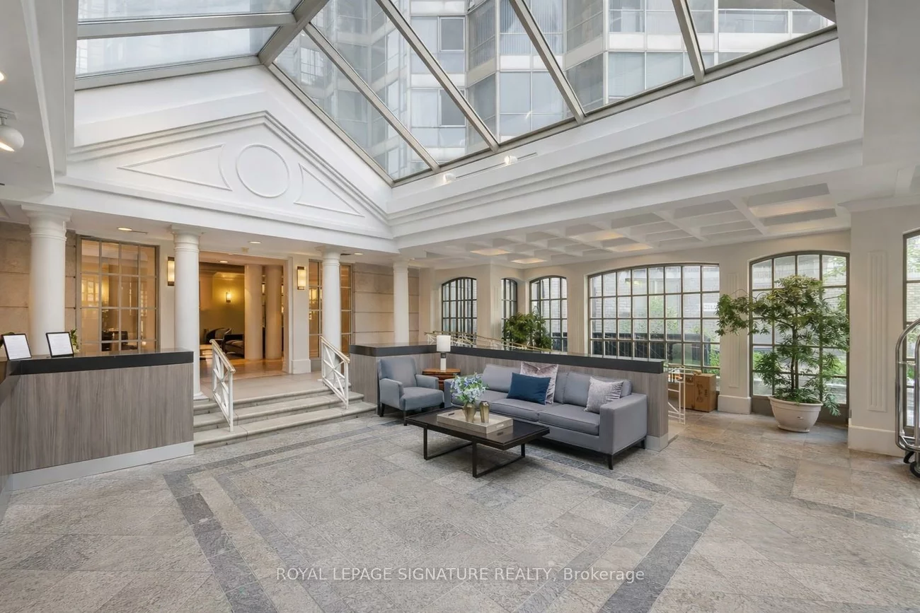 55, Kingsbridge Garden, Hurontario, Mississauga