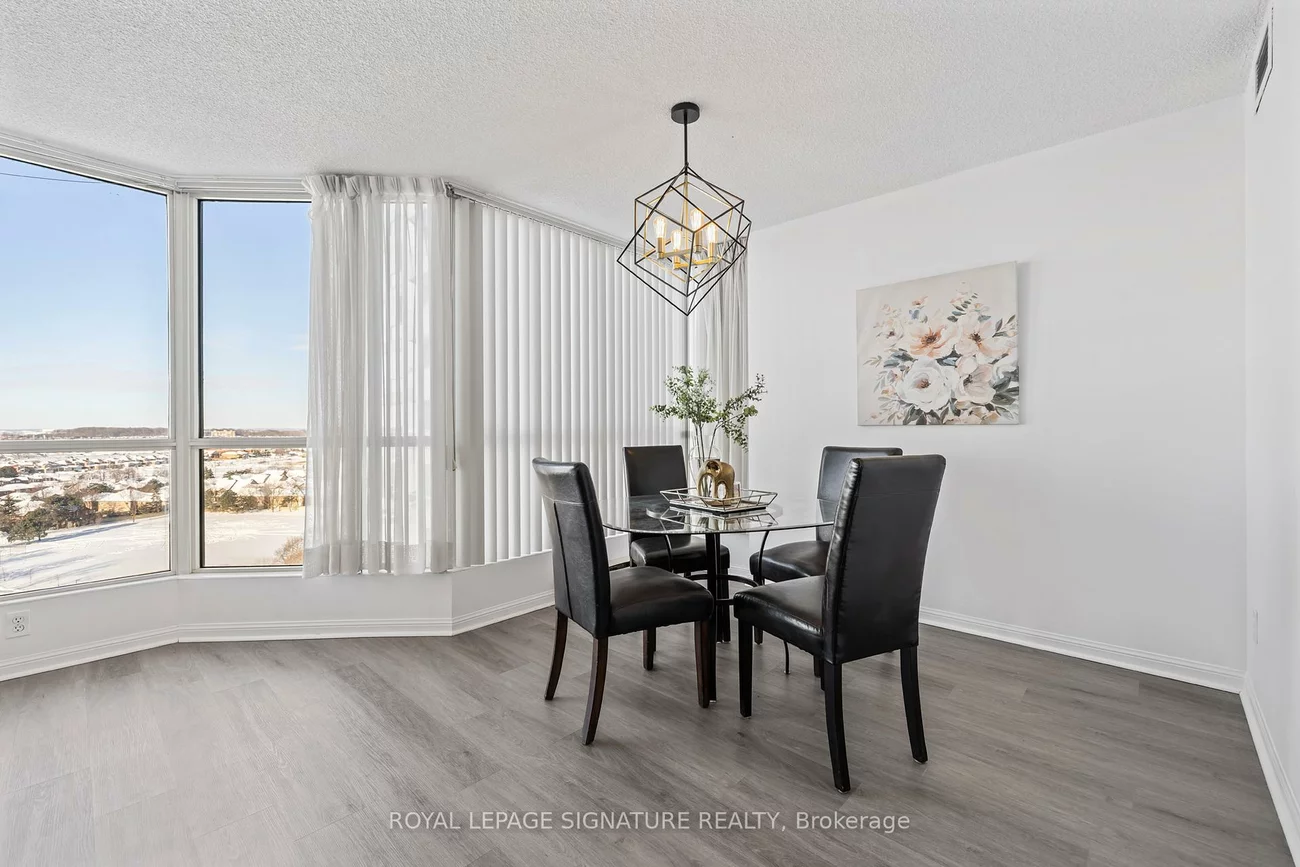 55, Kingsbridge Garden, Hurontario, Mississauga