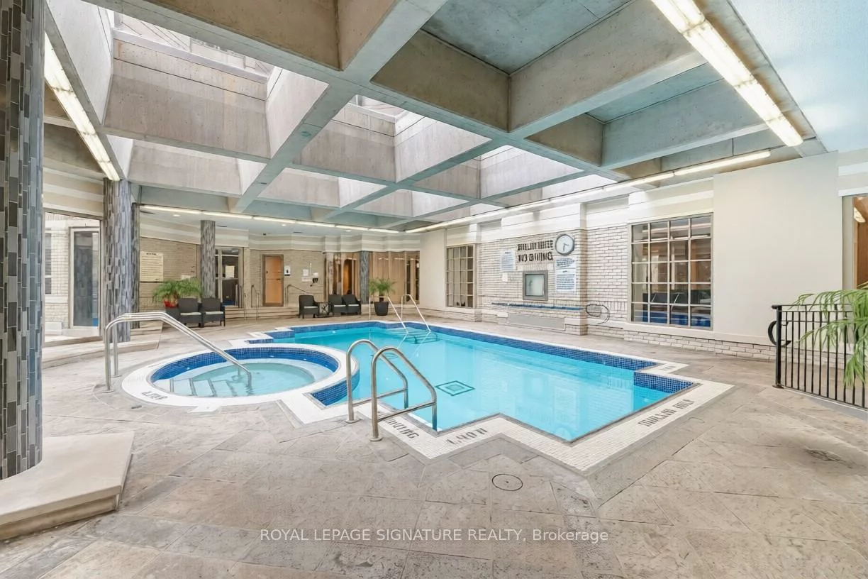 55, Kingsbridge Garden, Hurontario, Mississauga