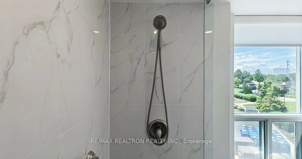 2585, Erin Centre, Central Erin Mills, Mississauga