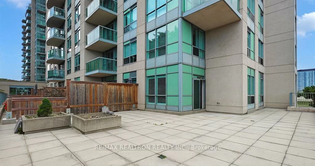 2585, Erin Centre, Central Erin Mills, Mississauga