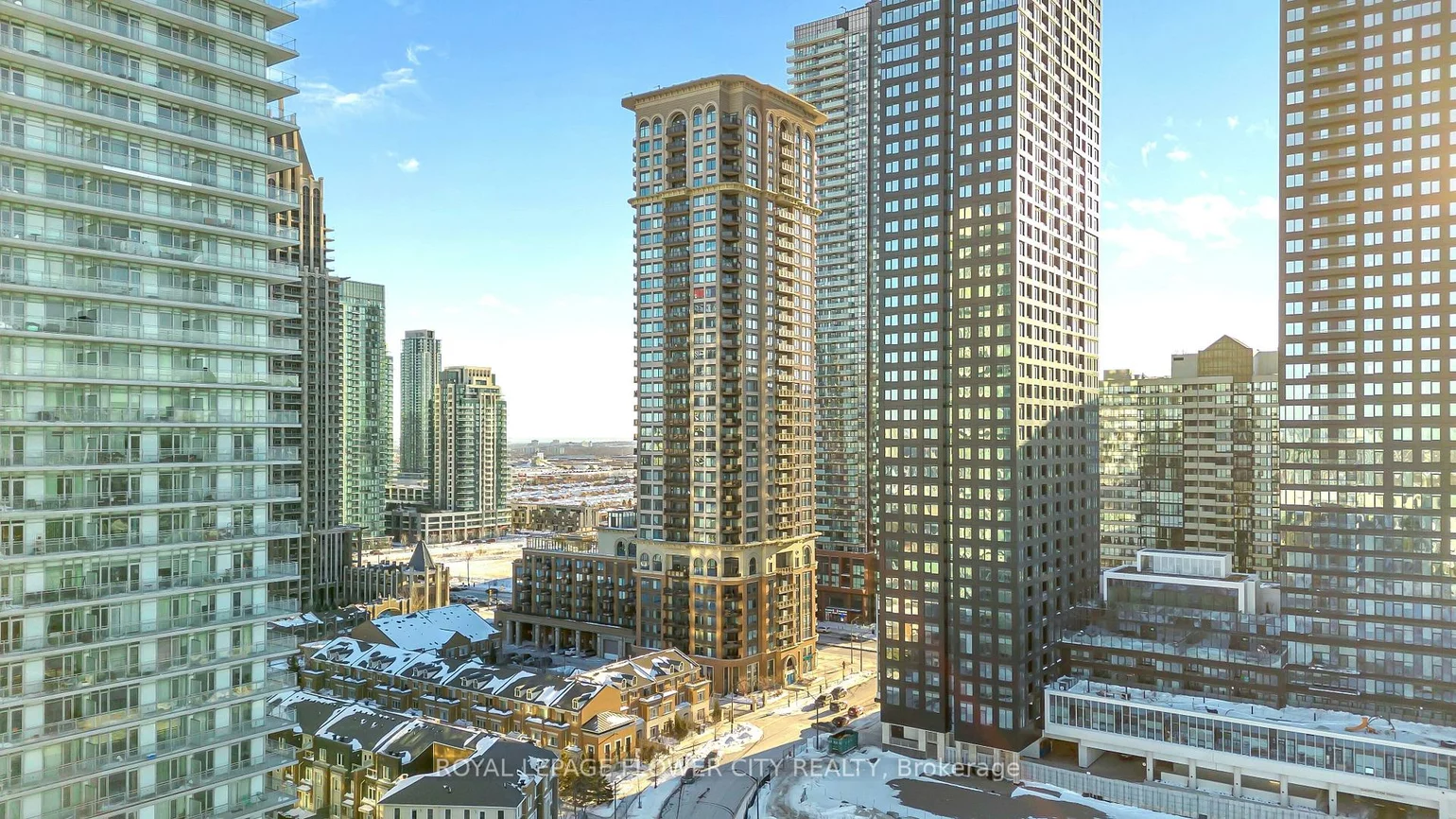 385, Prince of Wales Dr, City Centre, Mississauga