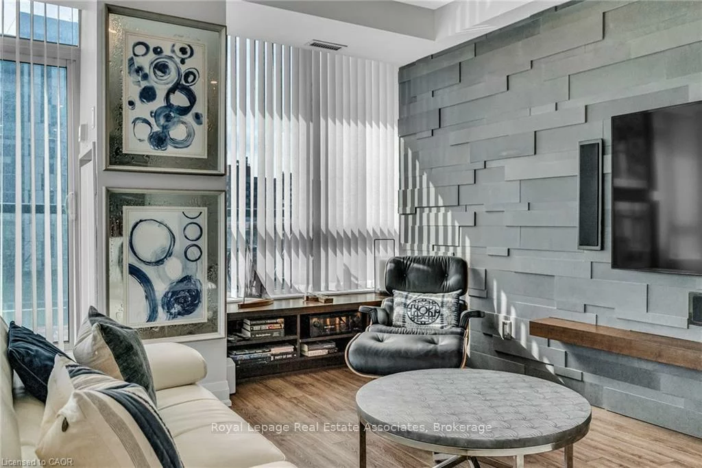 1, Hurontario, Port Credit, Mississauga