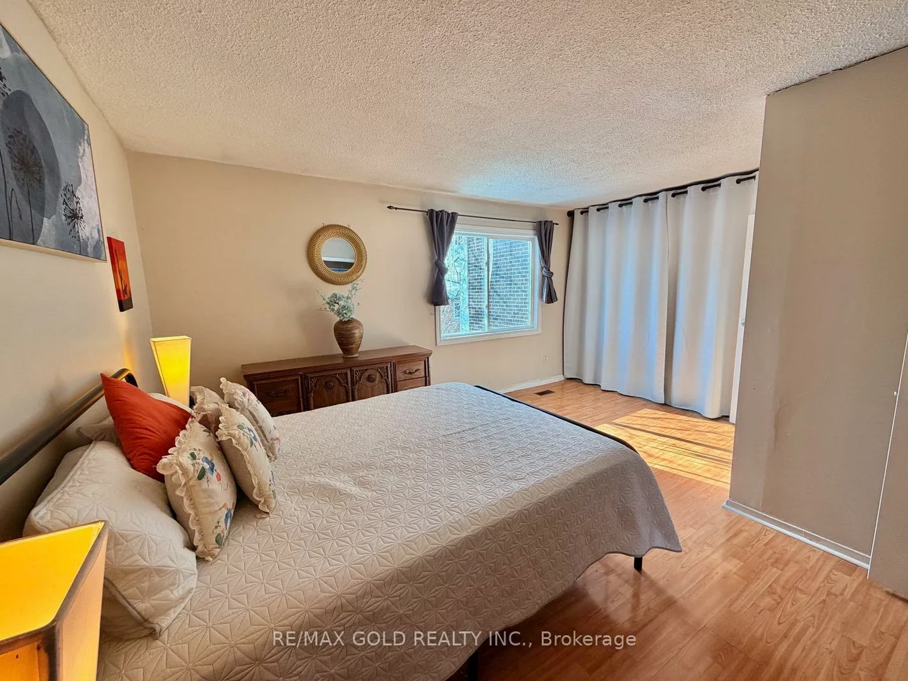 7707, Darcel, Malton, Mississauga