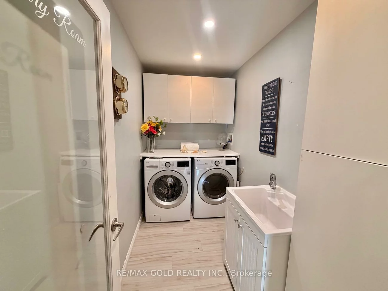 7707, Darcel, Malton, Mississauga