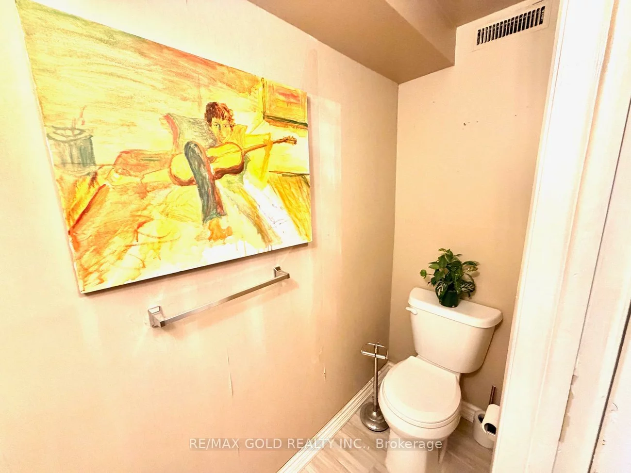 7707, Darcel, Malton, Mississauga