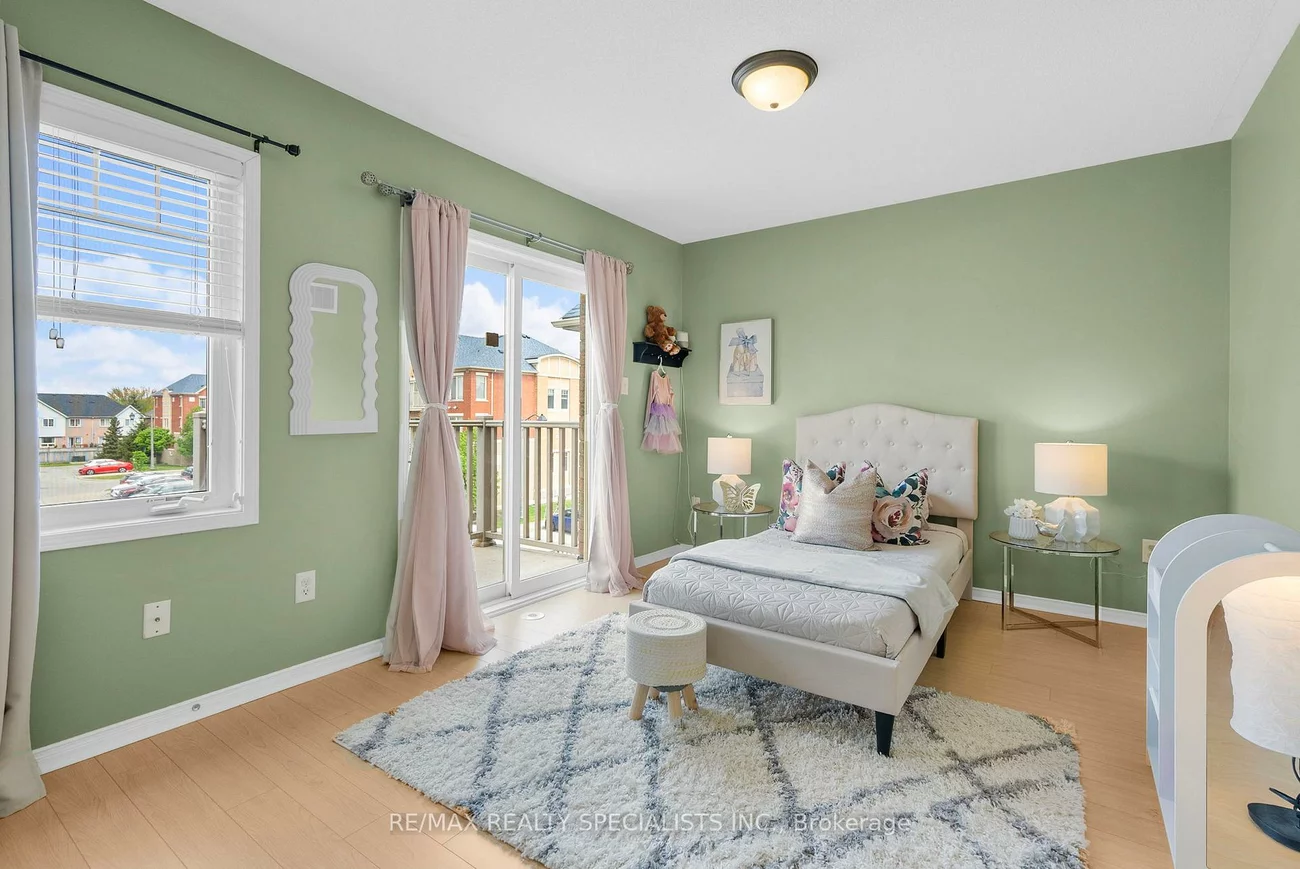 3985, Eglinton, Churchill Meadows, Mississauga