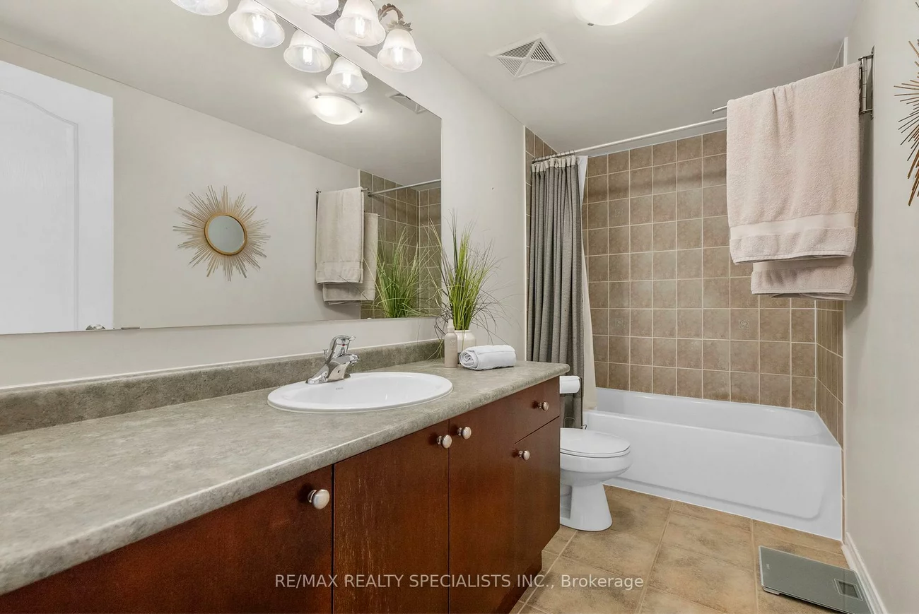 3985, Eglinton, Churchill Meadows, Mississauga