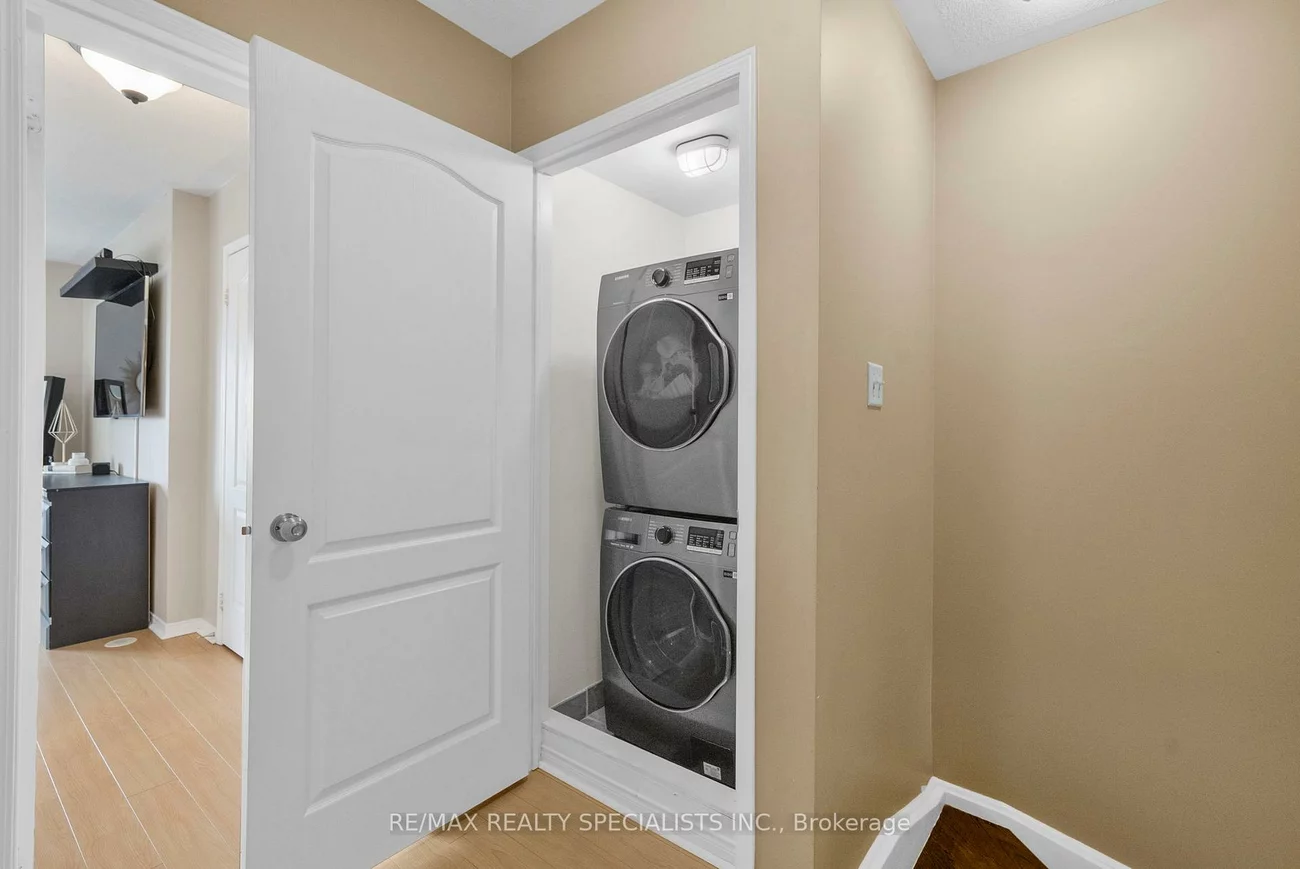 3985, Eglinton, Churchill Meadows, Mississauga