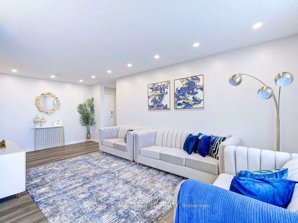 2929, Aquitaine, Meadowvale, Mississauga