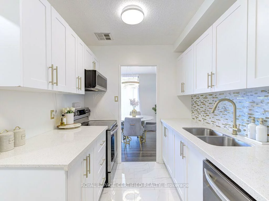 2929, Aquitaine, Meadowvale, Mississauga