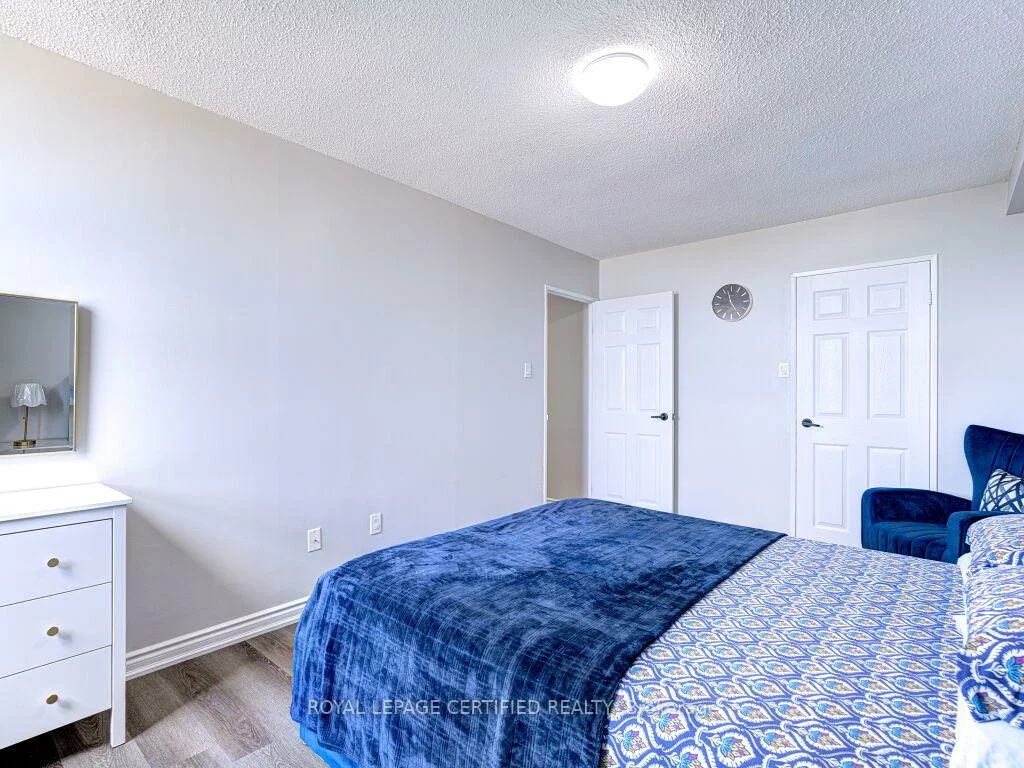 2929, Aquitaine, Meadowvale, Mississauga