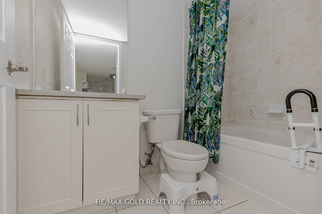 208, Enfield, City Centre, Mississauga