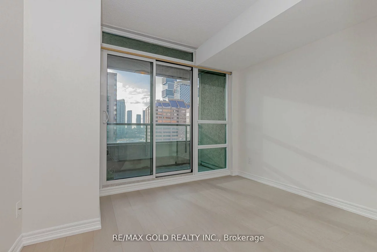 208, Enfield, City Centre, Mississauga