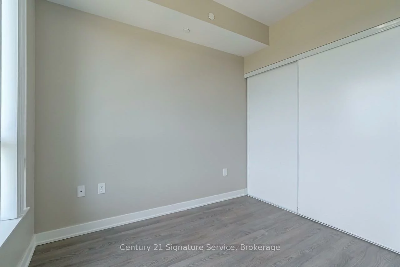 4677, Glen Erin, Central Erin Mills, Mississauga