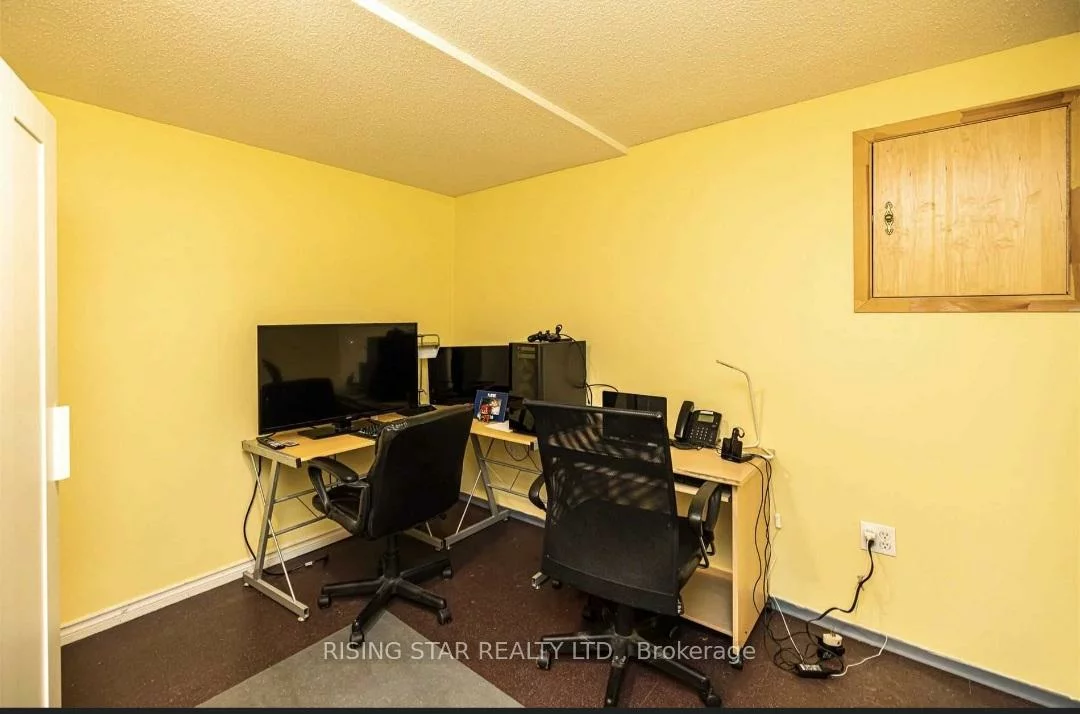 2495, Eglinton, Central Erin Mills, Mississauga