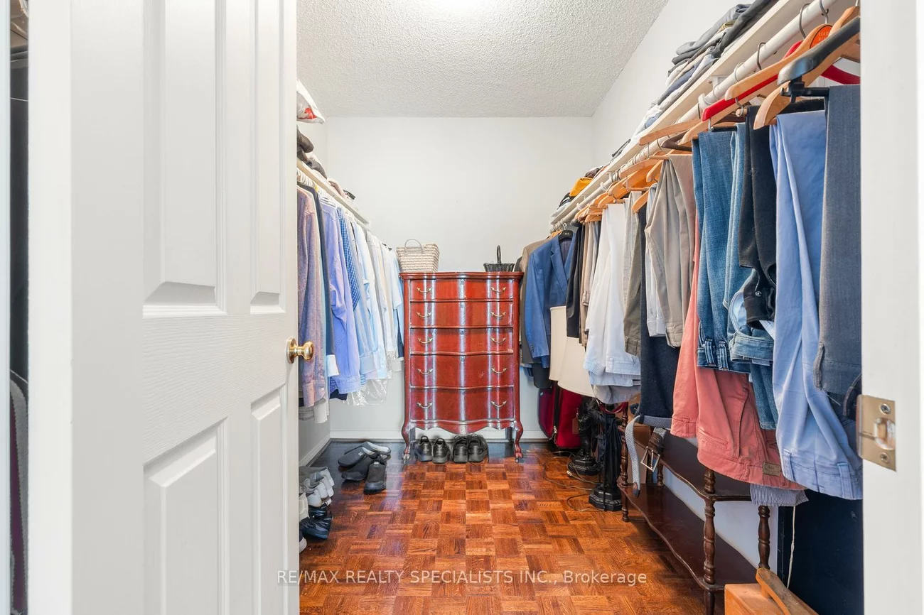 1800, The Collegeway, Erin Mills, Mississauga