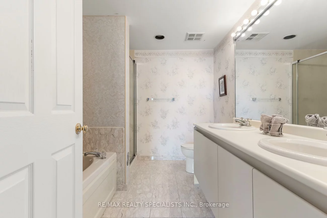 1800, The Collegeway, Erin Mills, Mississauga