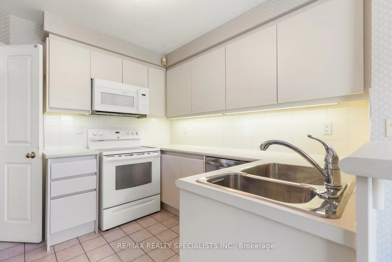 1800, The Collegeway, Erin Mills, Mississauga