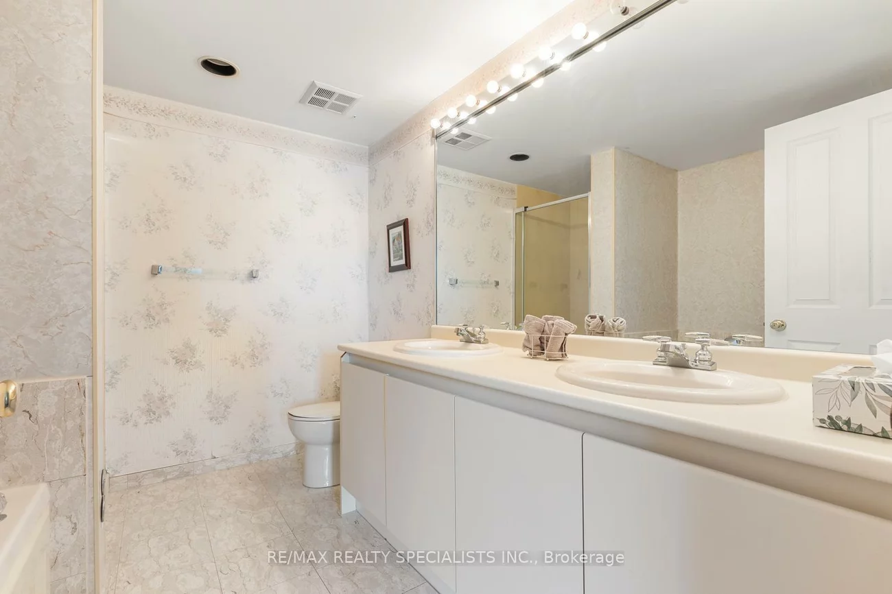 1800, The Collegeway, Erin Mills, Mississauga