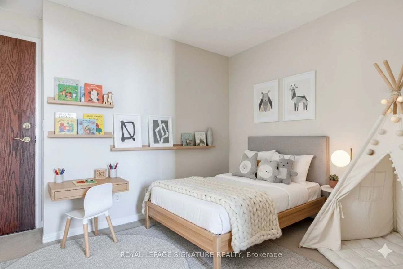 2545, Erin Centre, Central Erin Mills, Mississauga