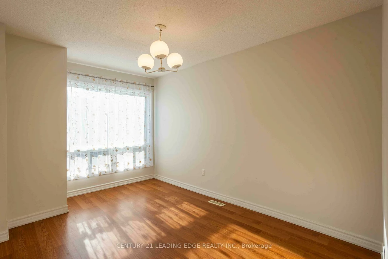 915, Inverhouse, Clarkson, Mississauga