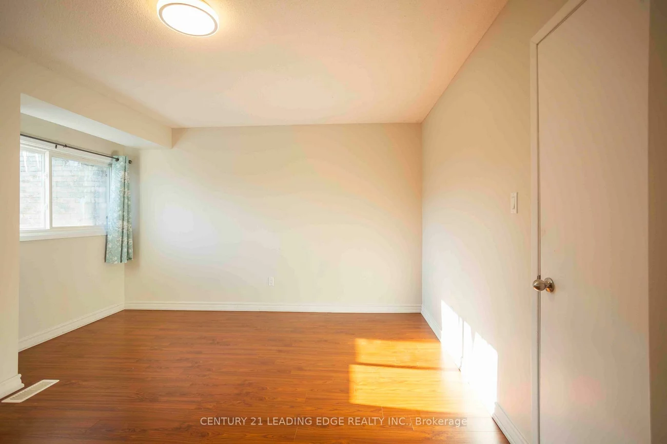 915, Inverhouse, Clarkson, Mississauga