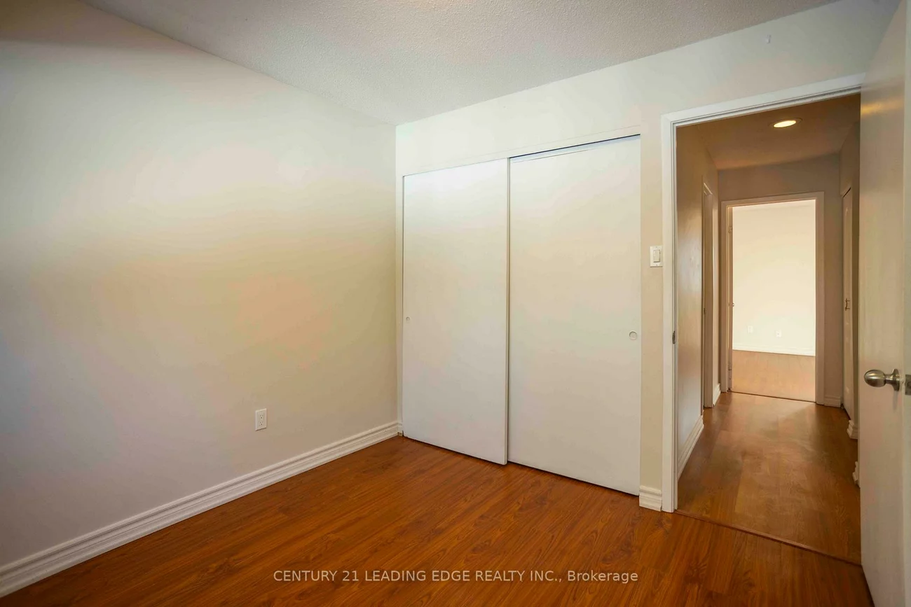 915, Inverhouse, Clarkson, Mississauga