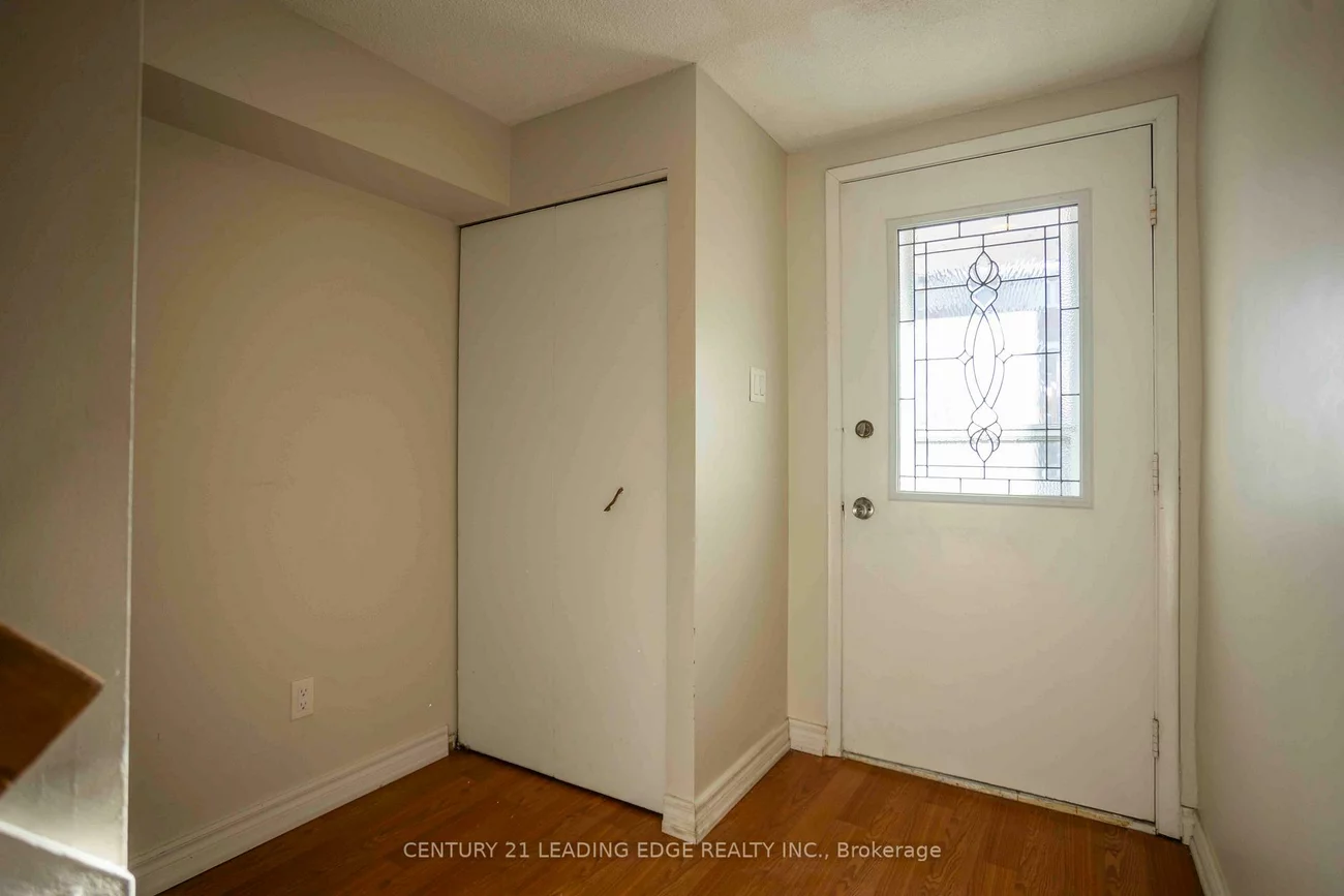 915, Inverhouse, Clarkson, Mississauga