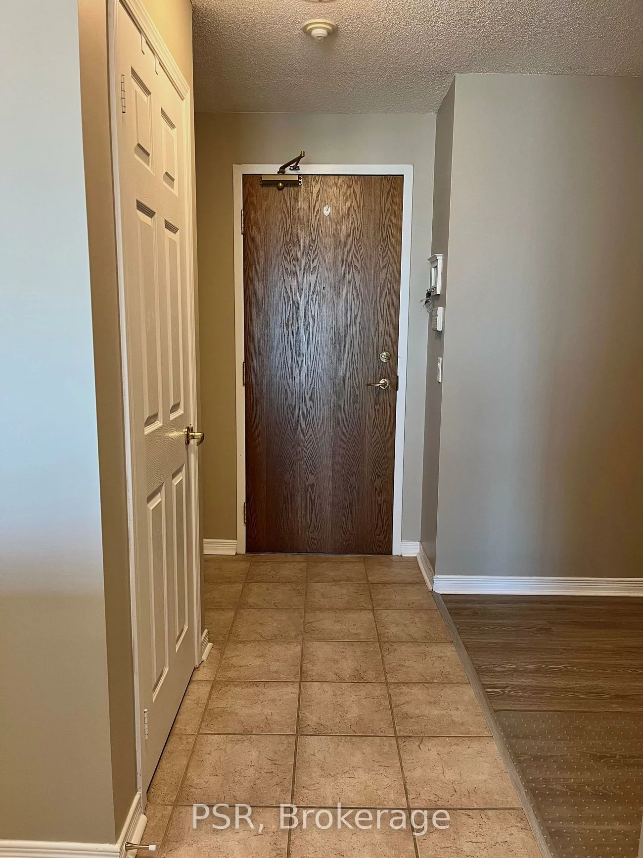 4889, Kimbermount, Central Erin Mills, Mississauga