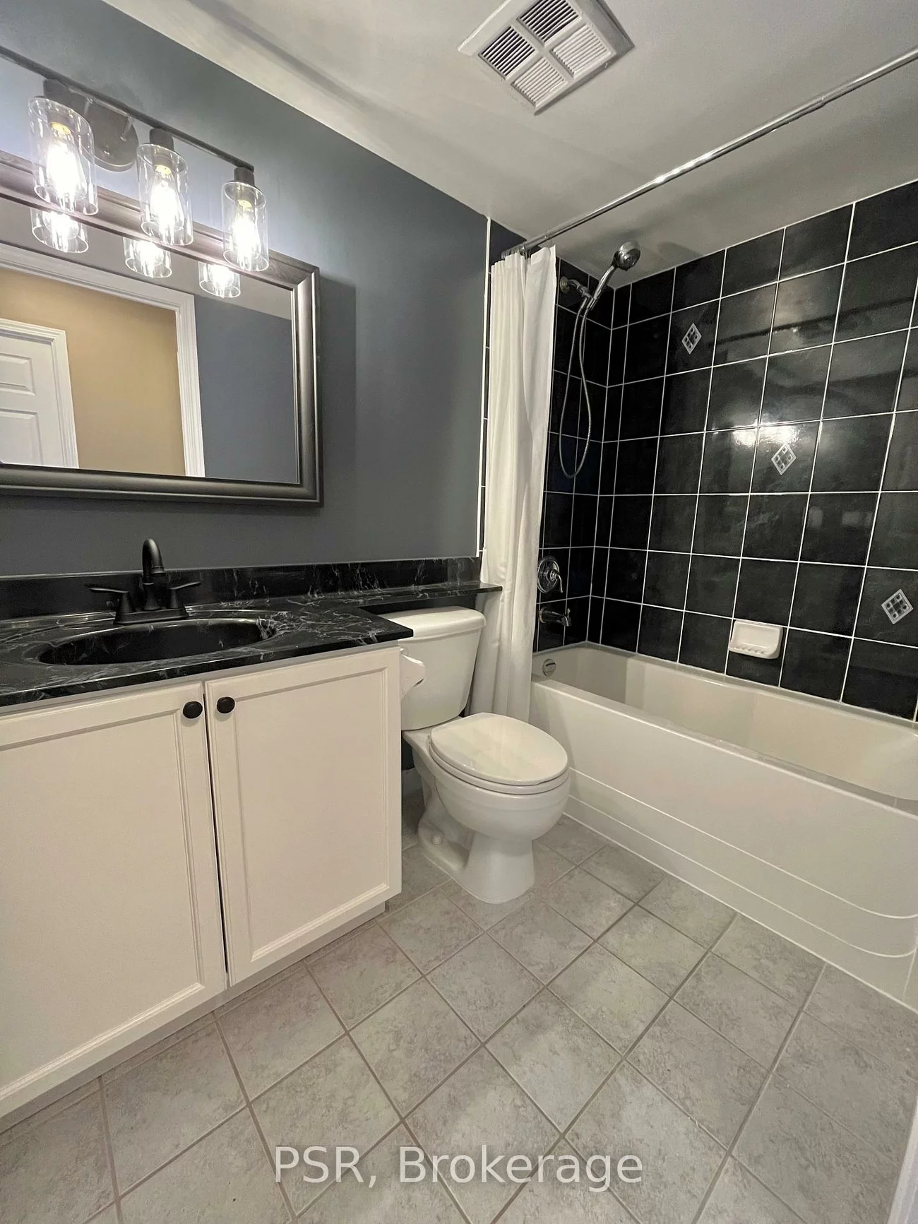 4889, Kimbermount, Central Erin Mills, Mississauga