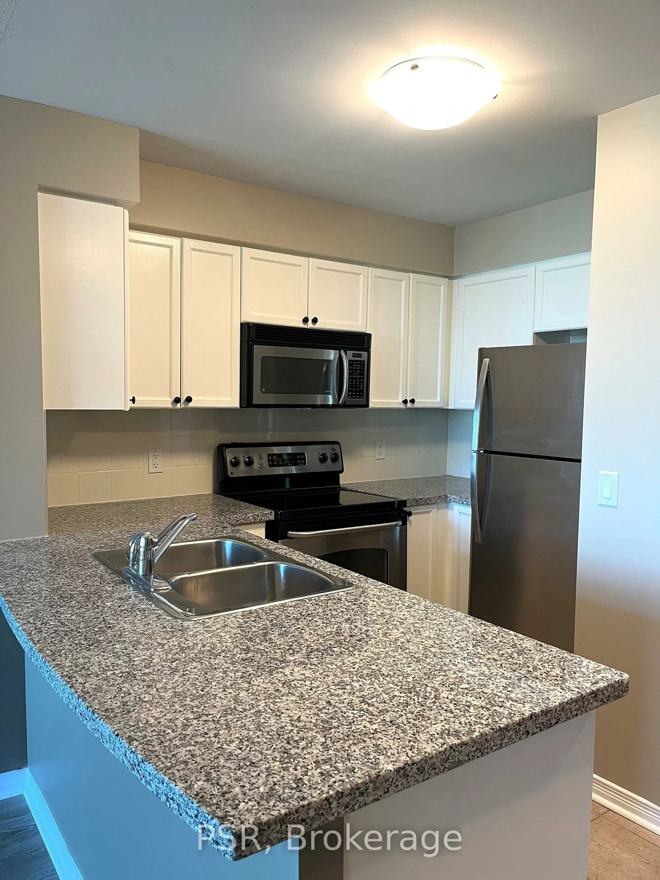 4889, Kimbermount, Central Erin Mills, Mississauga