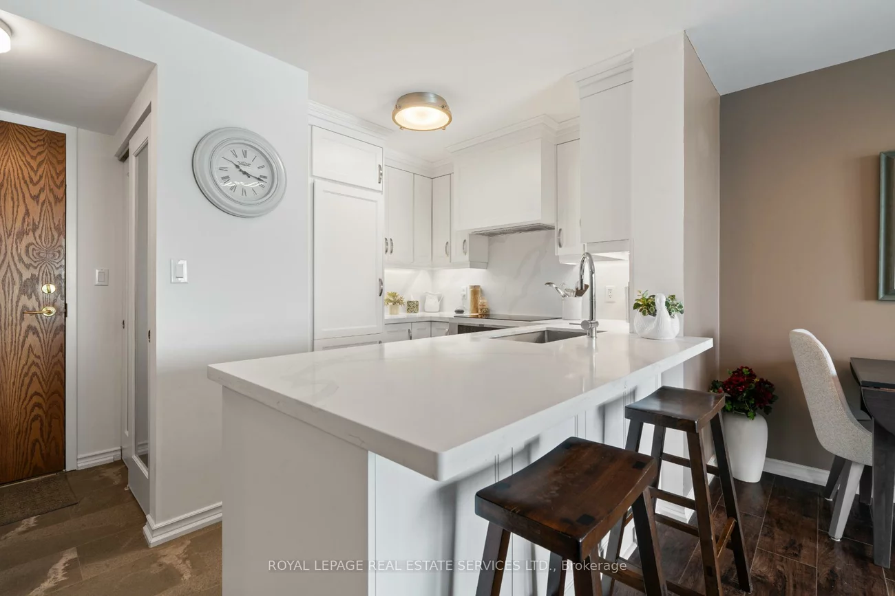 4879, Kimbermount, Central Erin Mills, Mississauga