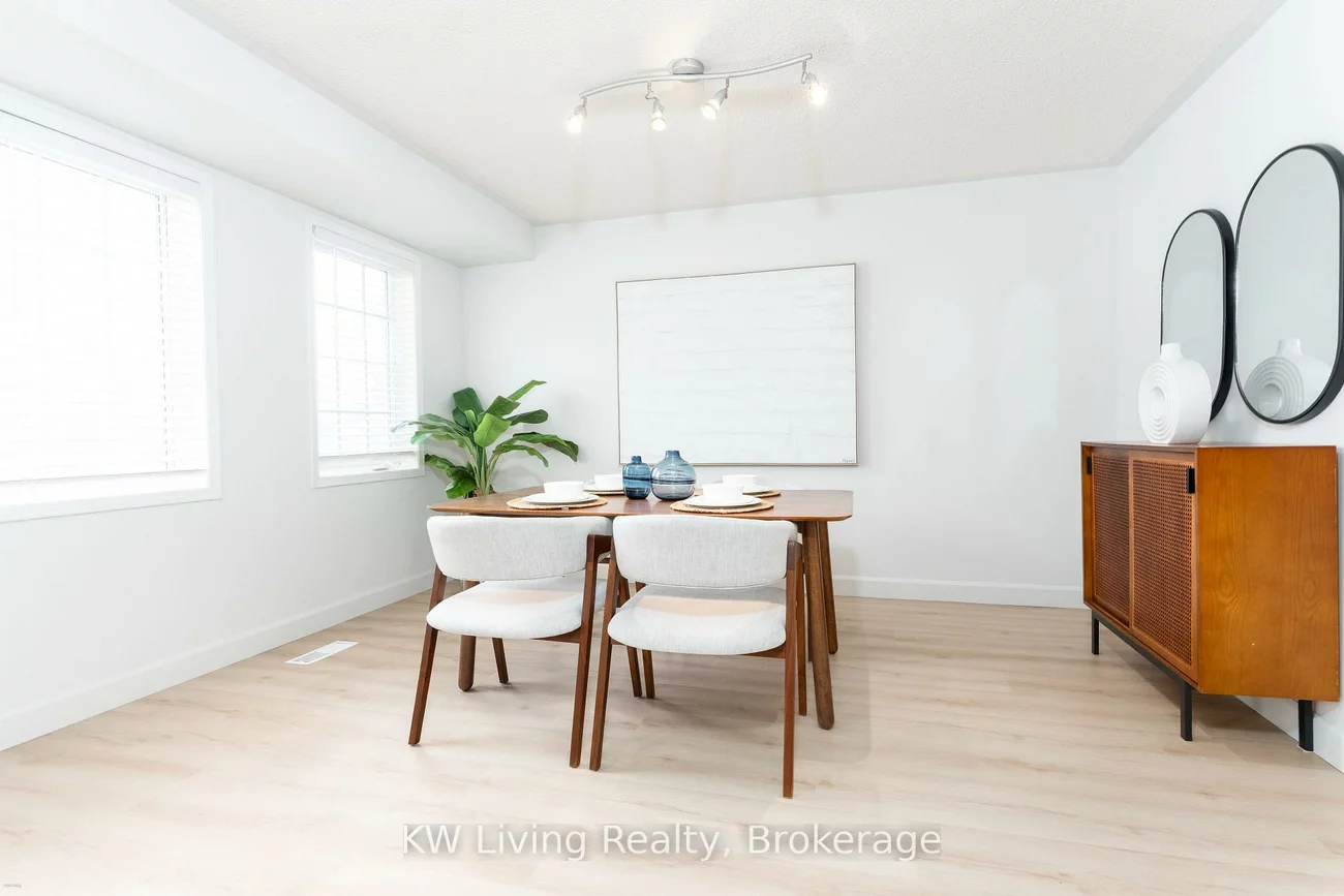 180, Forum, Hurontario, Mississauga