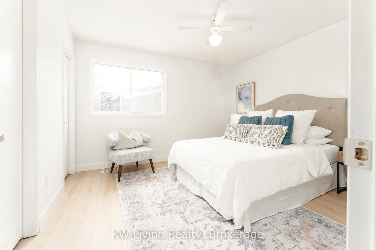 180, Forum, Hurontario, Mississauga