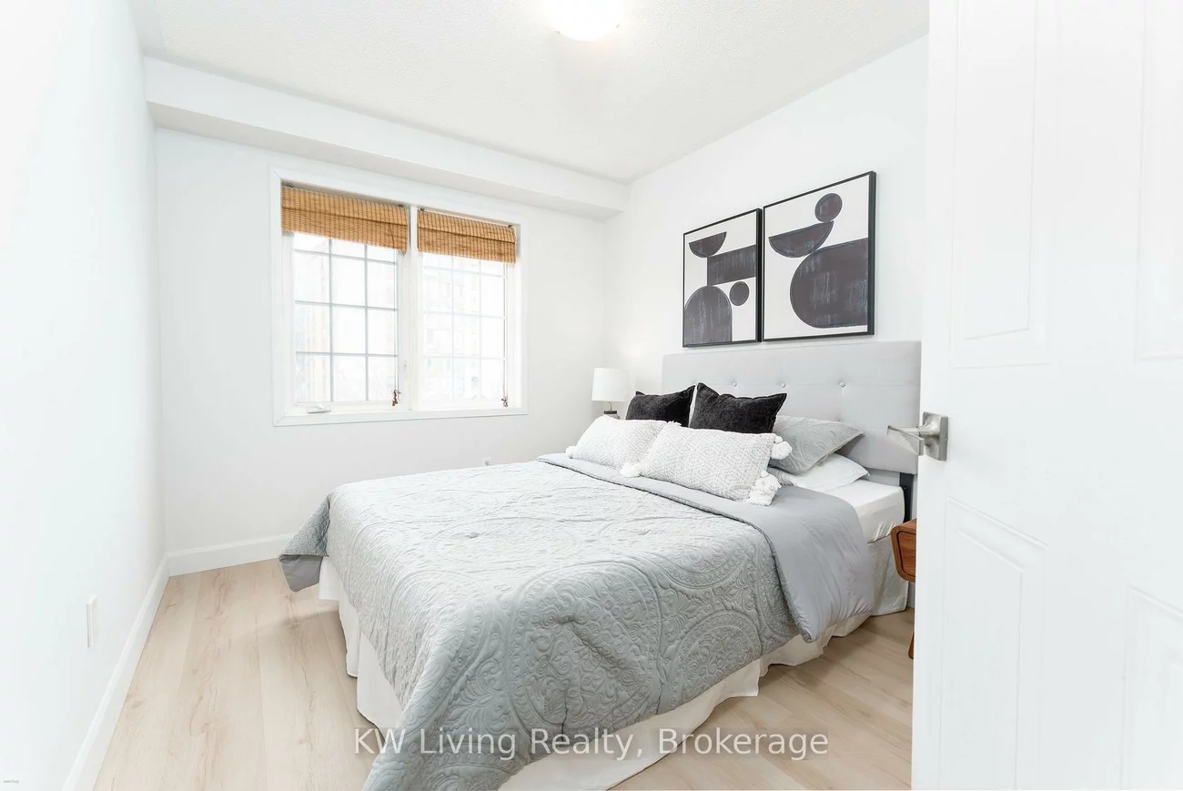 180, Forum, Hurontario, Mississauga