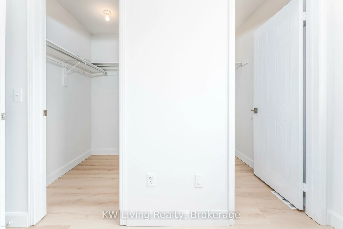 180, Forum, Hurontario, Mississauga