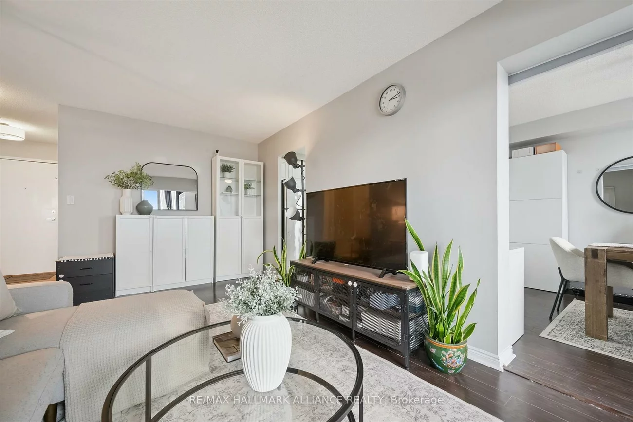 135, Hillcrest, Cooksville, Mississauga