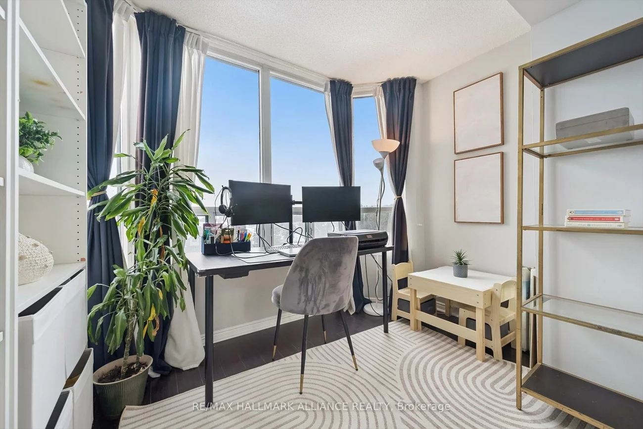 135, Hillcrest, Cooksville, Mississauga