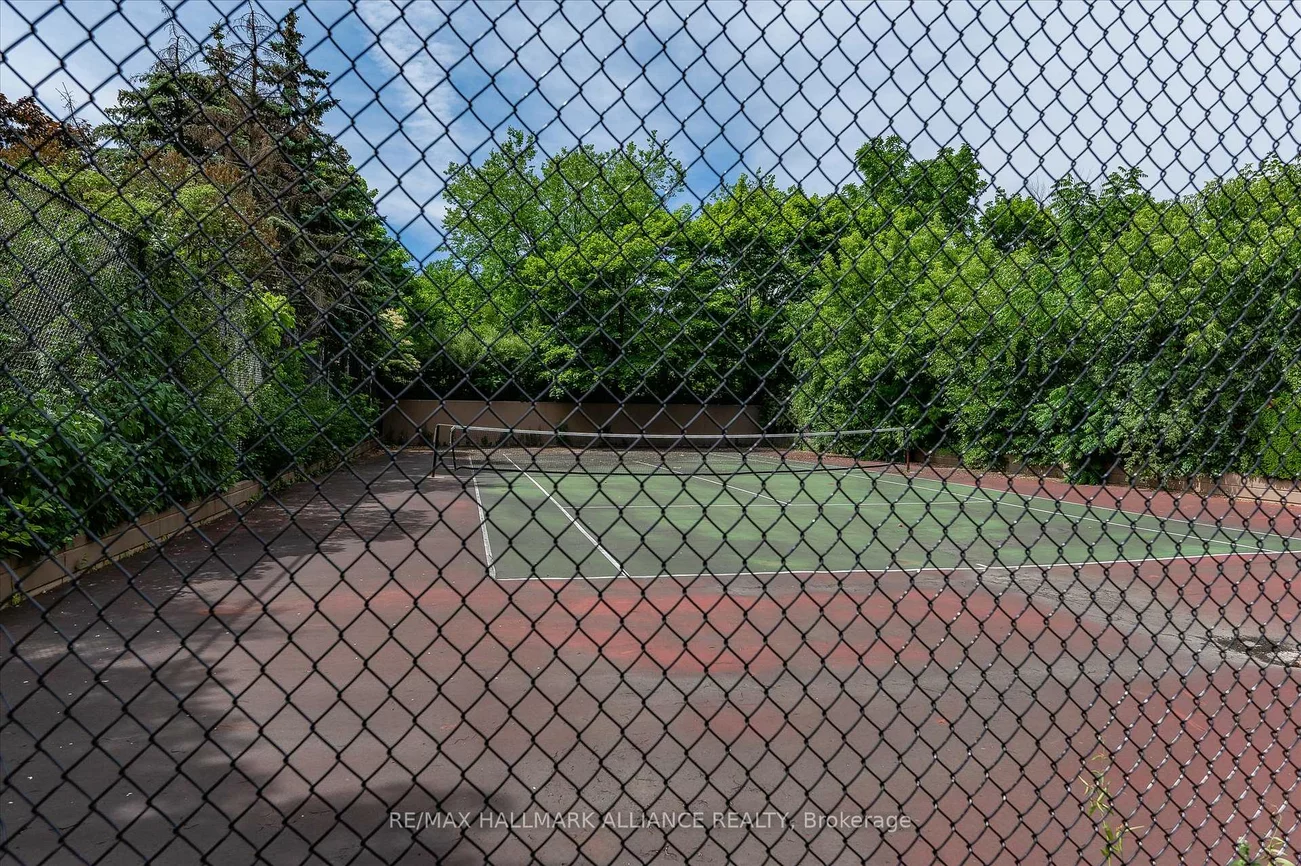 135, Hillcrest, Cooksville, Mississauga