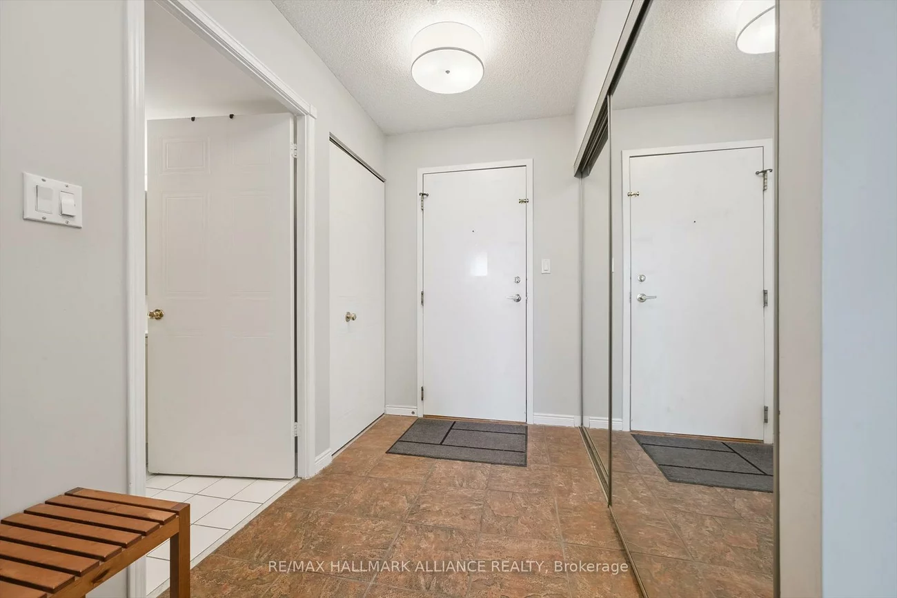 135, Hillcrest, Cooksville, Mississauga