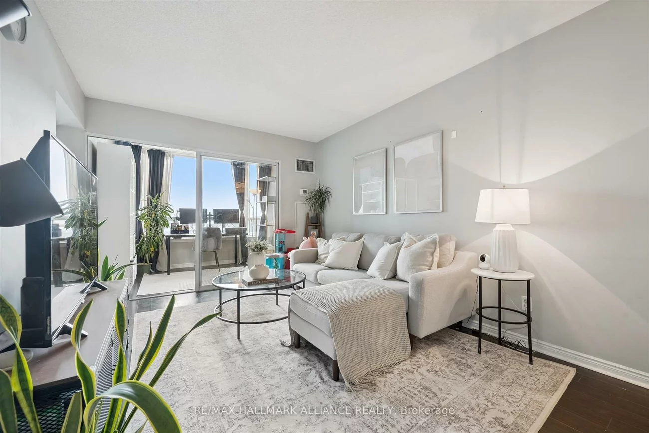 135, Hillcrest, Cooksville, Mississauga